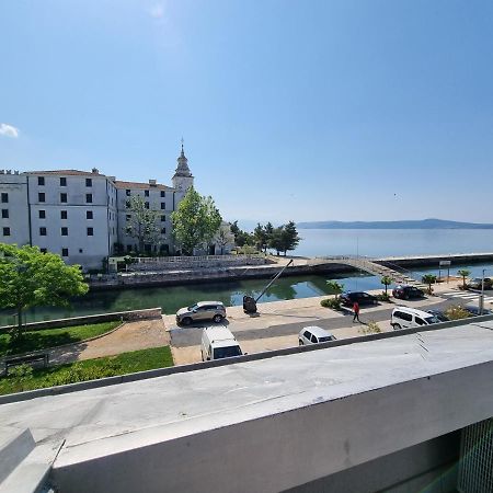 Biro App 4+1 Pax Apartment Crikvenica Exterior photo