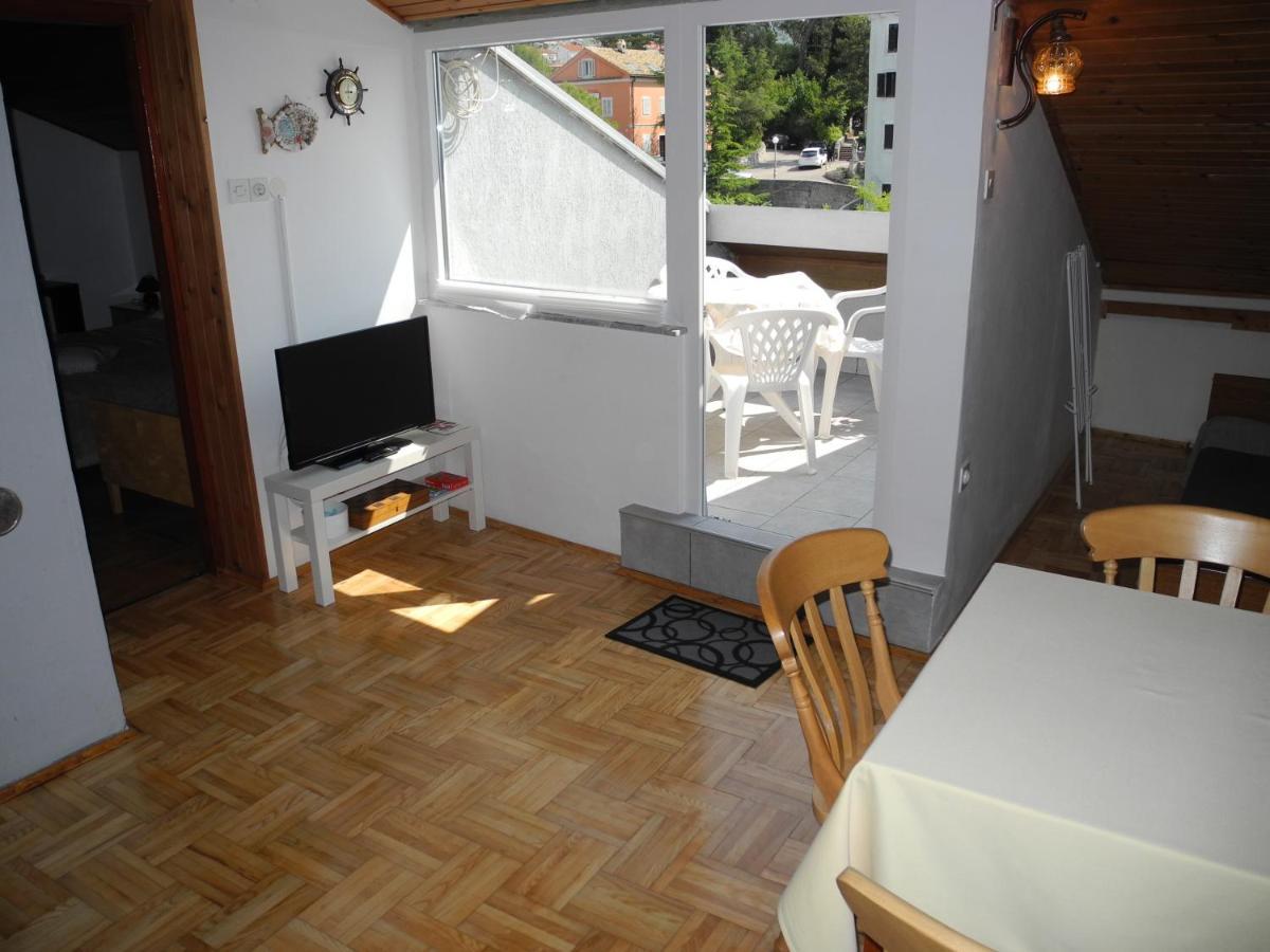 Biro App 4+1 Pax Apartment Crikvenica Exterior photo